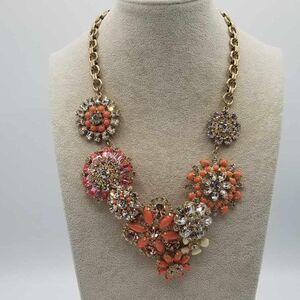 NWOT J Crew Stunning Coral and Clear Crystal Rhinestone Statement Necklace